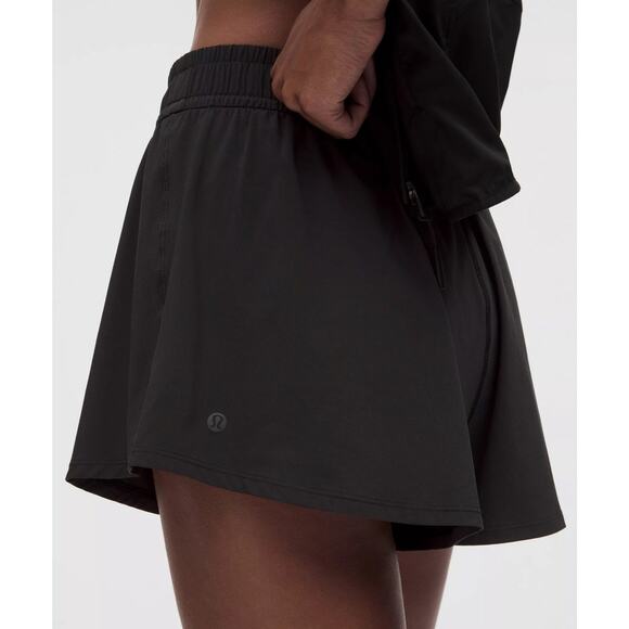 Lululemon Pace Crush High-Rise Short 2.5" - S - Black - Picture 6 of 6